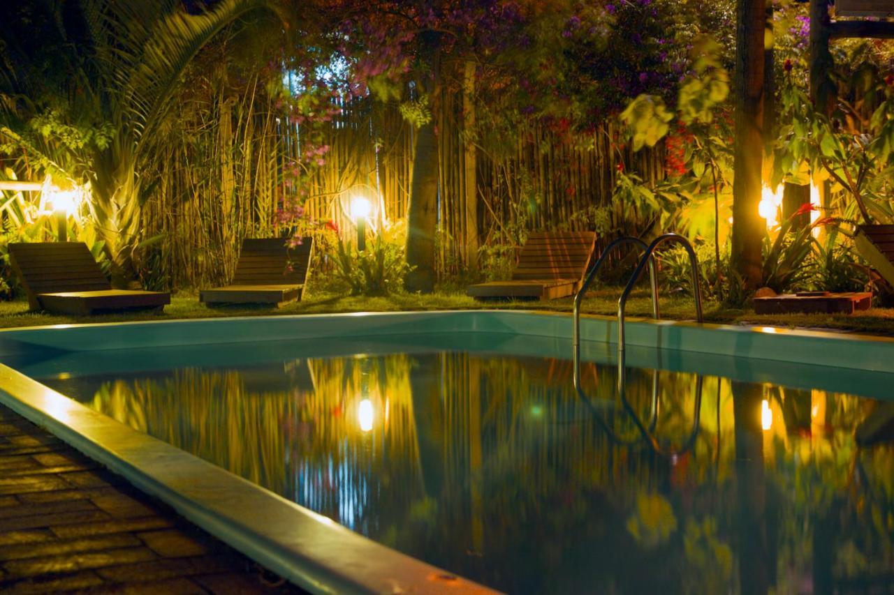 Pousada Alem Do Jardim Praia do Rosa Exteriér fotografie